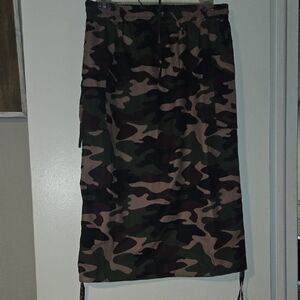 Camouflage Skirt NWOT